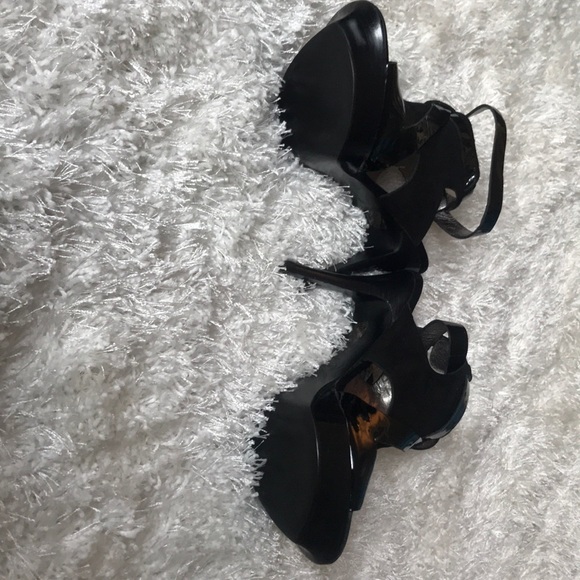 Peep Toe Heels - Picture 2 of 5